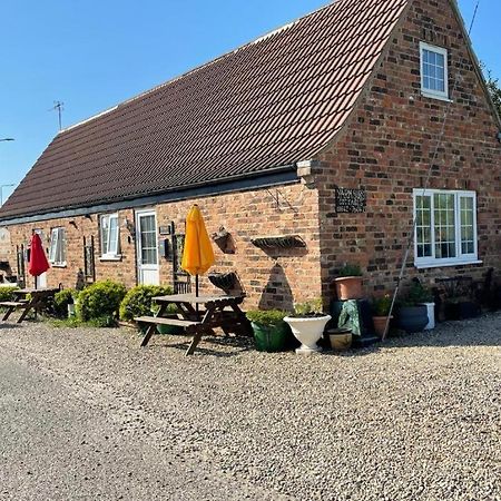 Oyo Yarm Cottages Kirklevington 外观 照片