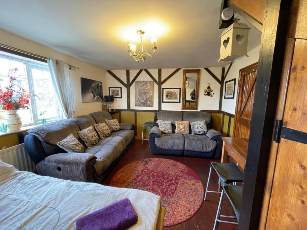 Oyo Yarm Cottages Kirklevington 外观 照片